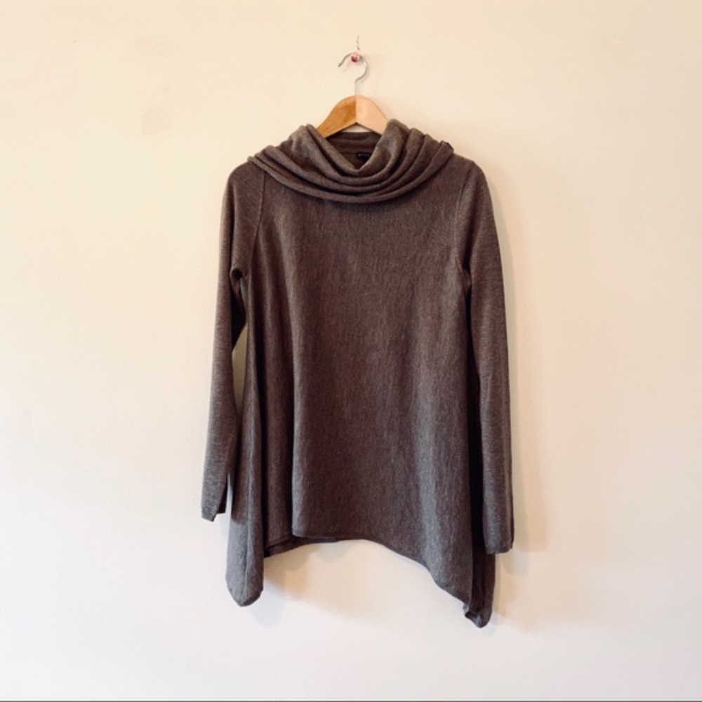Alice + Olivia base sweater brown cowl neck knit top long sleeve small